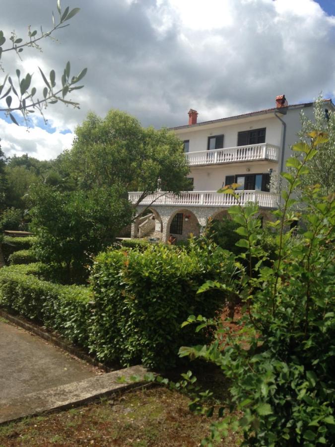 Apartman Kacic Sveti Ivan Dobrinjski Buitenkant foto
