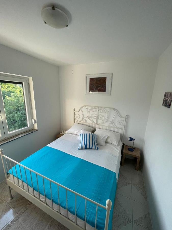 Apartman Kacic Sveti Ivan Dobrinjski Buitenkant foto