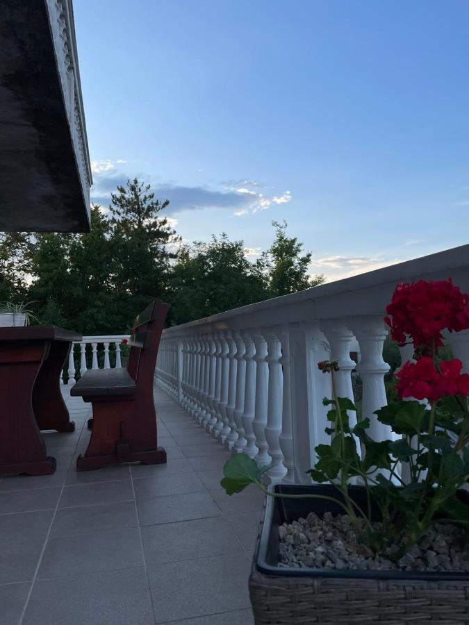 Apartman Kacic Sveti Ivan Dobrinjski Buitenkant foto