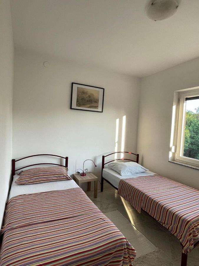 Apartman Kacic Sveti Ivan Dobrinjski Buitenkant foto