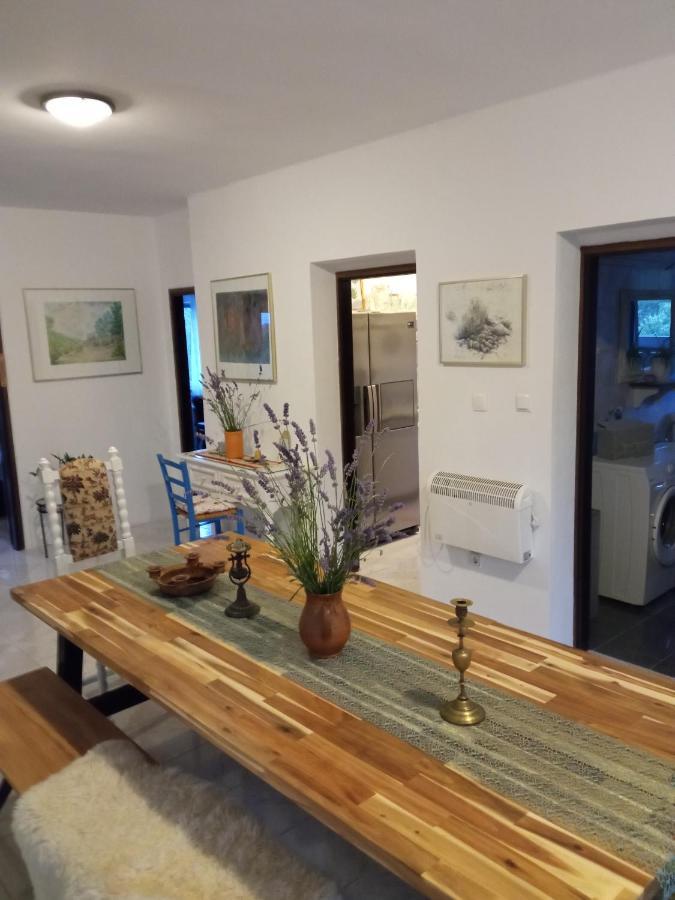 Apartman Kacic Sveti Ivan Dobrinjski Buitenkant foto